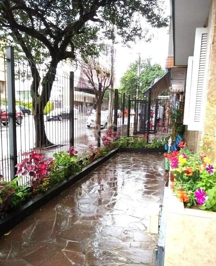 Imagem Apartamento de 2 dormitórios no bairro Cidade Baixa
