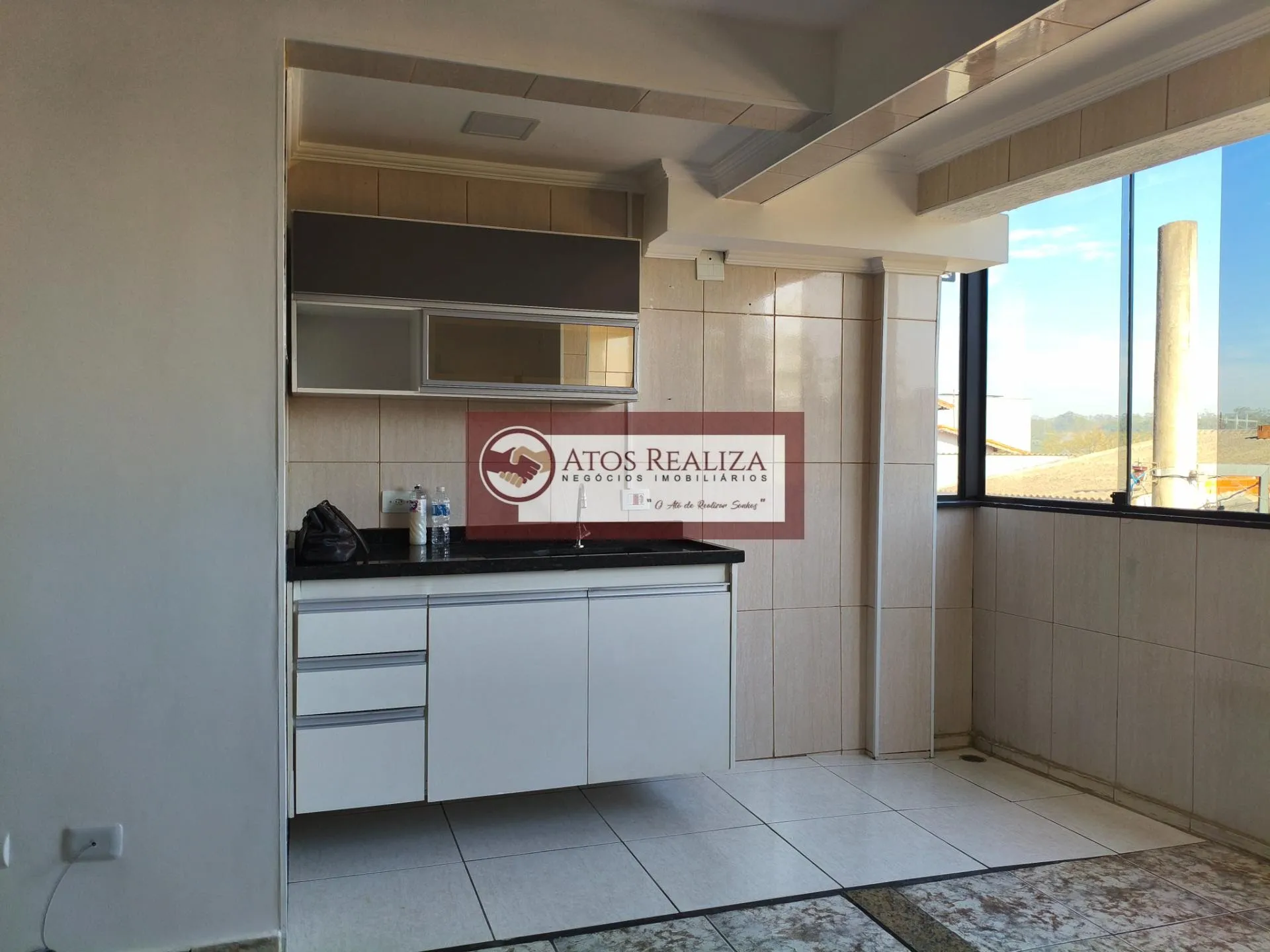 Imagem Prédio com Casas em Balneário São José - SP para Alugar