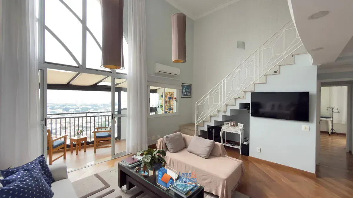 Imagem Duplex para venda em Saúde com 4 quartos, sendo 4 suítes, 188m²