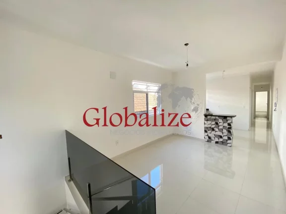 Imagem Linda casa à venda com 2 dormitórios sendo 1 suíte por R$ 660.000,00