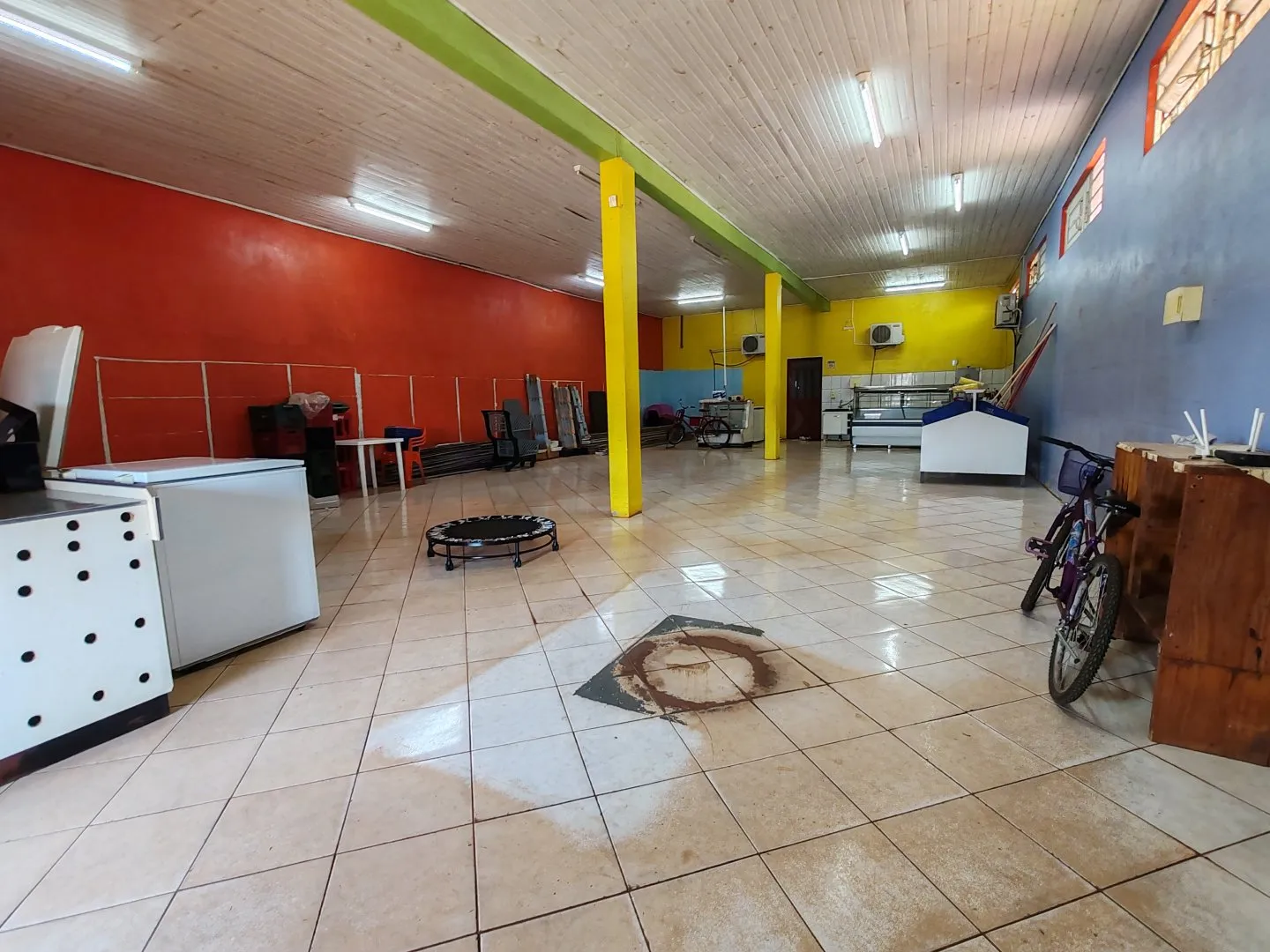 Imagem Barracão a venda com 153m² em Cascavel bairro Brazmadeira