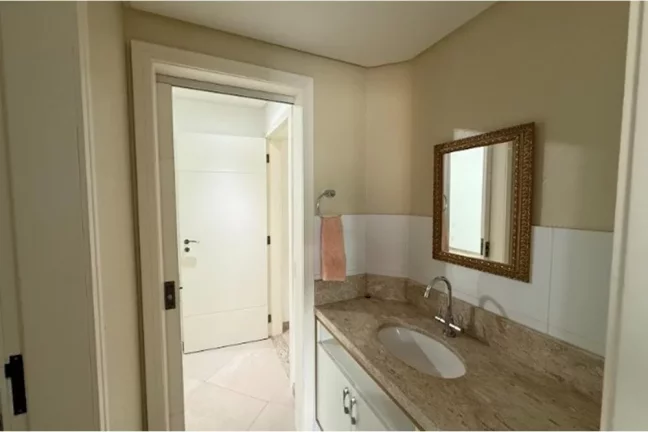 Imagem Casa para venda no bairro Ariribá em Balneário Camboriú