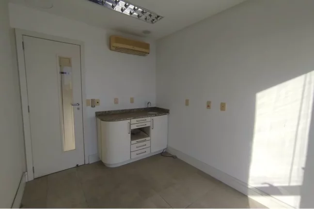 Imagem Sala para venda no bairro Higienópolis em Porto Alegre
