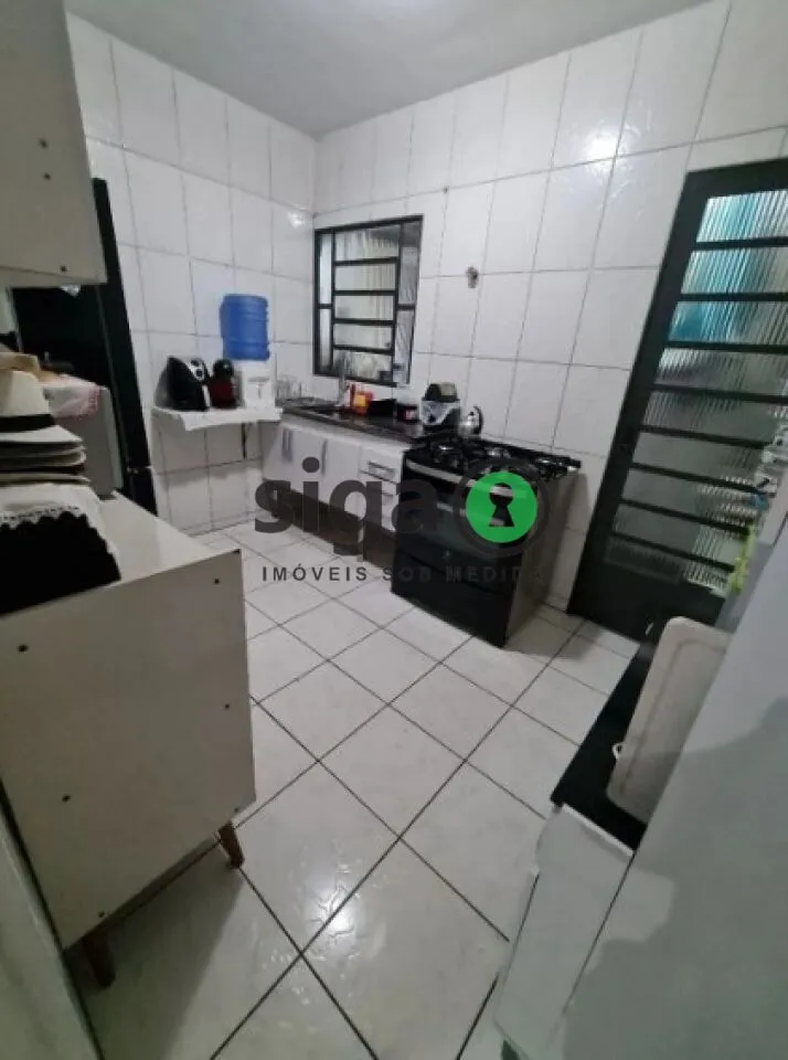 Imagem Casa em Condomínio com 2 Dormitórios e Suíte na Vila Campestre