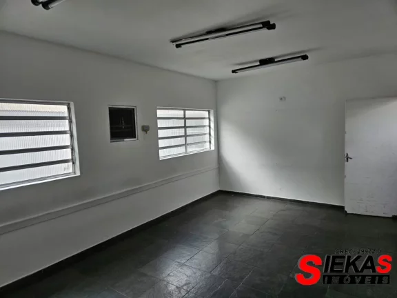Imagem Ponto Comercial na Penha - São Paulo-SP: Espaço com 9 salas, 14 banheiros e 350m² de área!