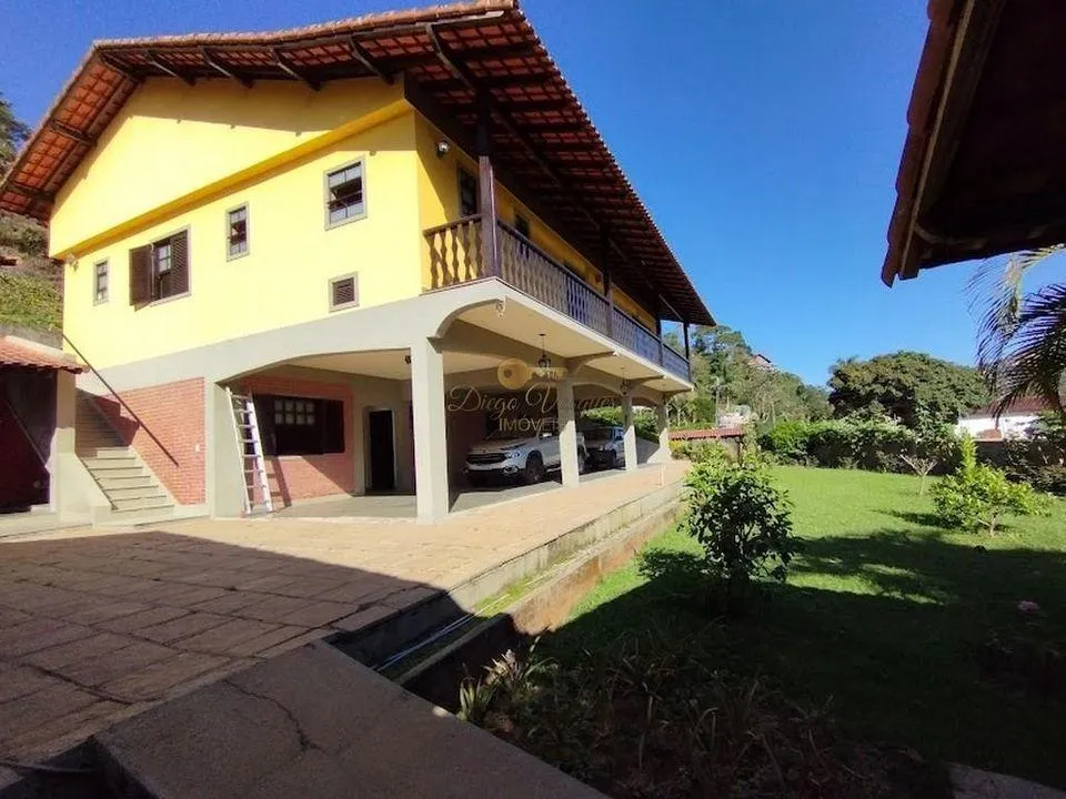 Foto do imóvel Casa para Venda em Teresópolis / RJ em Rua Juiz Alberto Nader