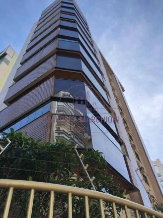 Imagem Na Praia da Costa, 3 quartos, 3 banheiros, 1 suíte, 230 m²