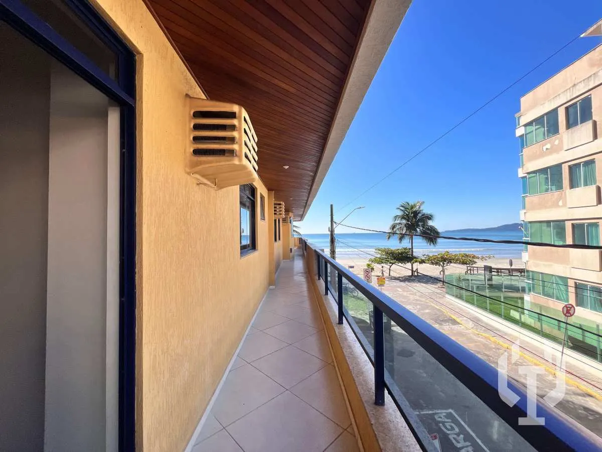 Imagem Apartamento Frente Mar Mobiliado Pronto Para Morar em Meia Praia