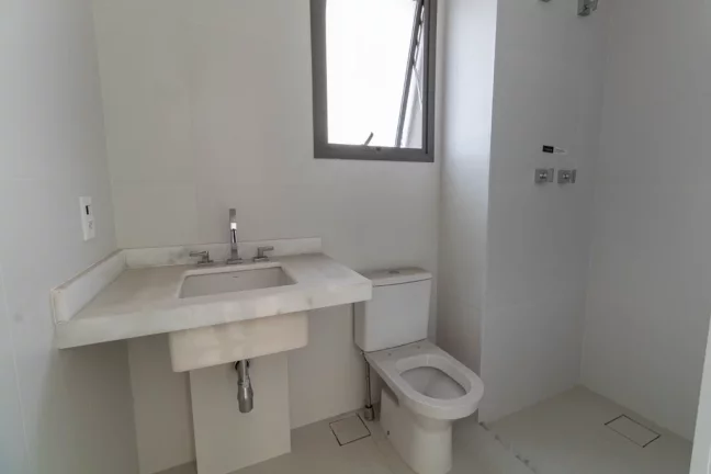 Foto do imóvel Apartamento à venda em São Paulo, Vila Olímpia, com 3 quartos, 160m2 em Santa Justina
