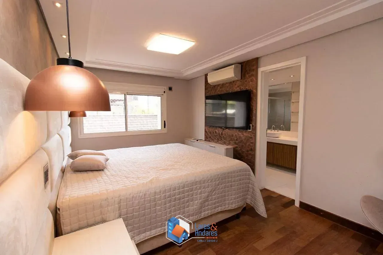 Imagem COBERTURA DUPLEX DE ALTO PADRÃO COM 350 M² - TOTALMENTE MOBILIADA, 3 SUÍTES, PISCINA PRIVATIVA, 4 VGS E LAZER COMPLETO - SANTANA - SP.