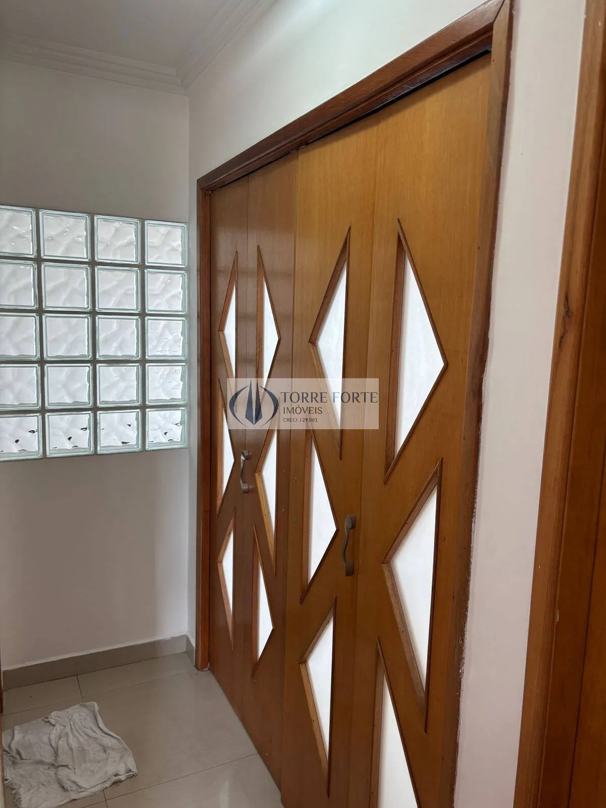 Imagem Ótimo apartamento com 63 m², 3 dormitórios, 1 banheiro, 1 vaga de garagem