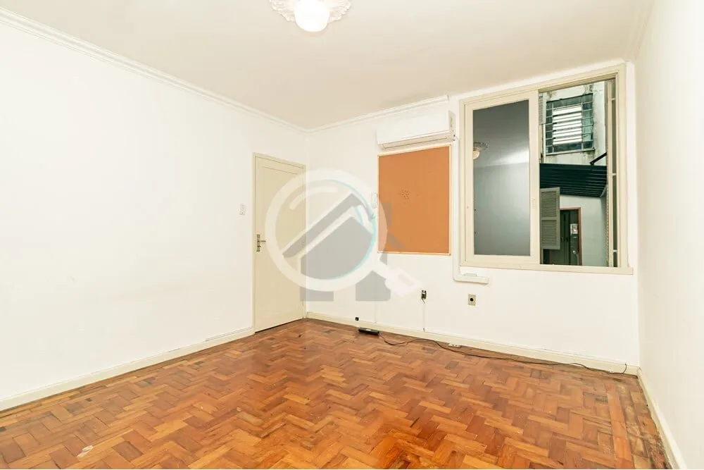 Imagem Localizado na Rua Felipe Camarão, 553, este apartamento de 89m² oferece uma excelente oportunidade...