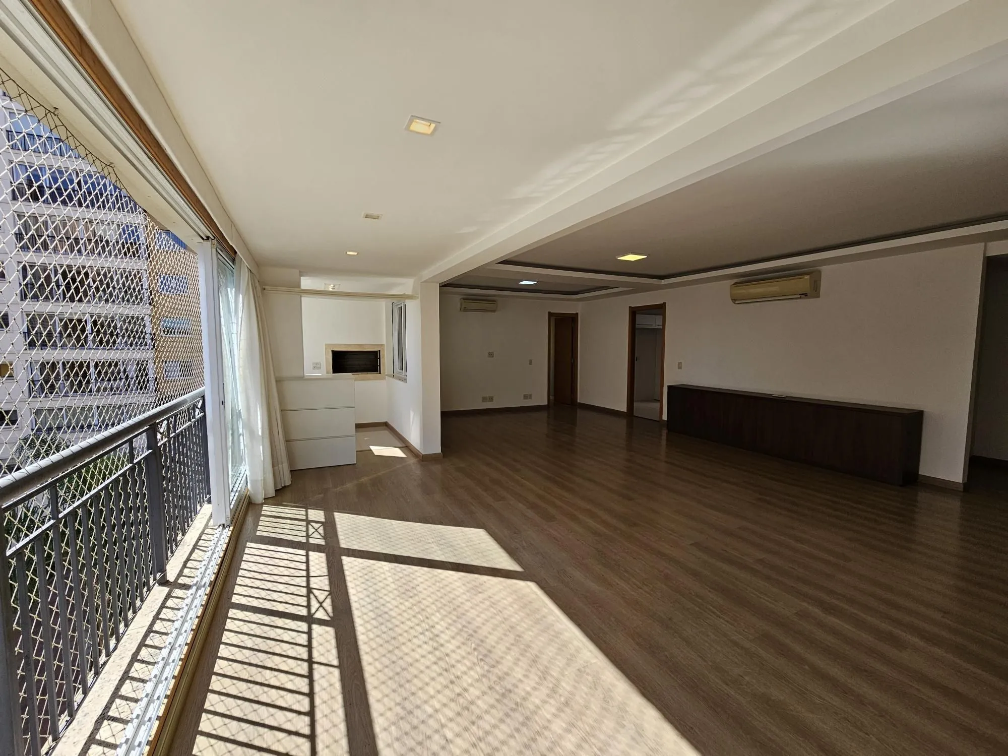 Imagem Apartamento 3 suítes na frente do Parque Germânia