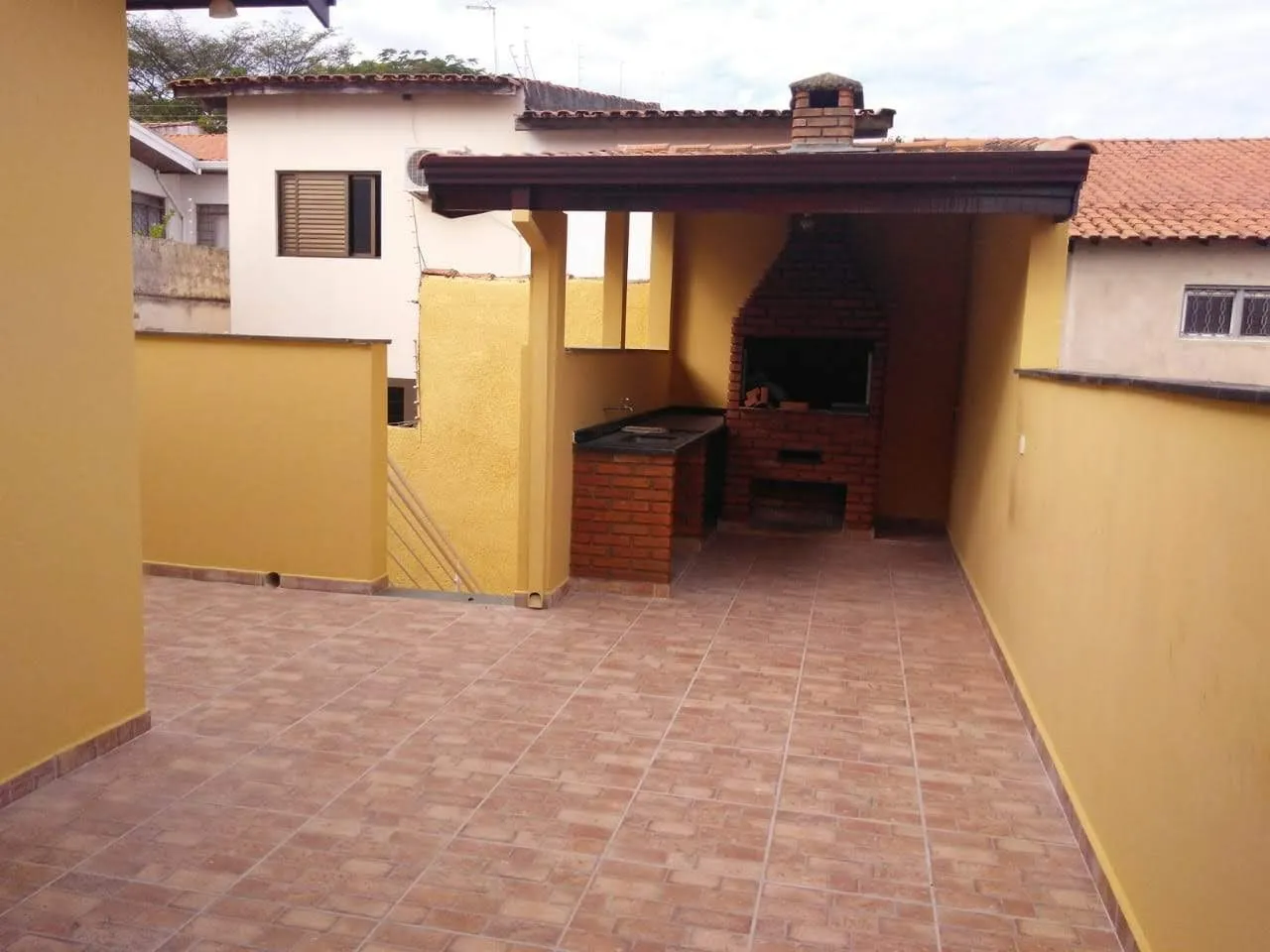 Imagem EXCELENTE IMÓVEL DE 400M² COM SALÃO COMERCIAL!!!