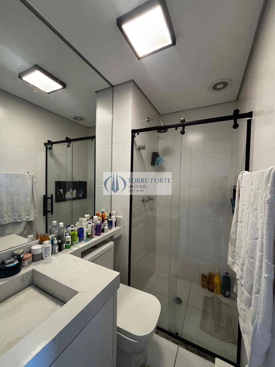 Imagem Ótimo apartamento, 83m² 2 dormitórios sendo 1 suíte 2 vagas, na Barra Funda