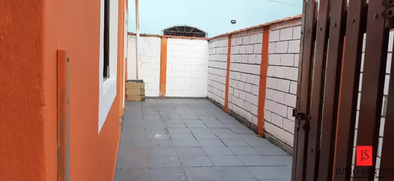 Imagem DUAS CASAS NO PEREQUÊ AÇU PROXIMO PRAIA