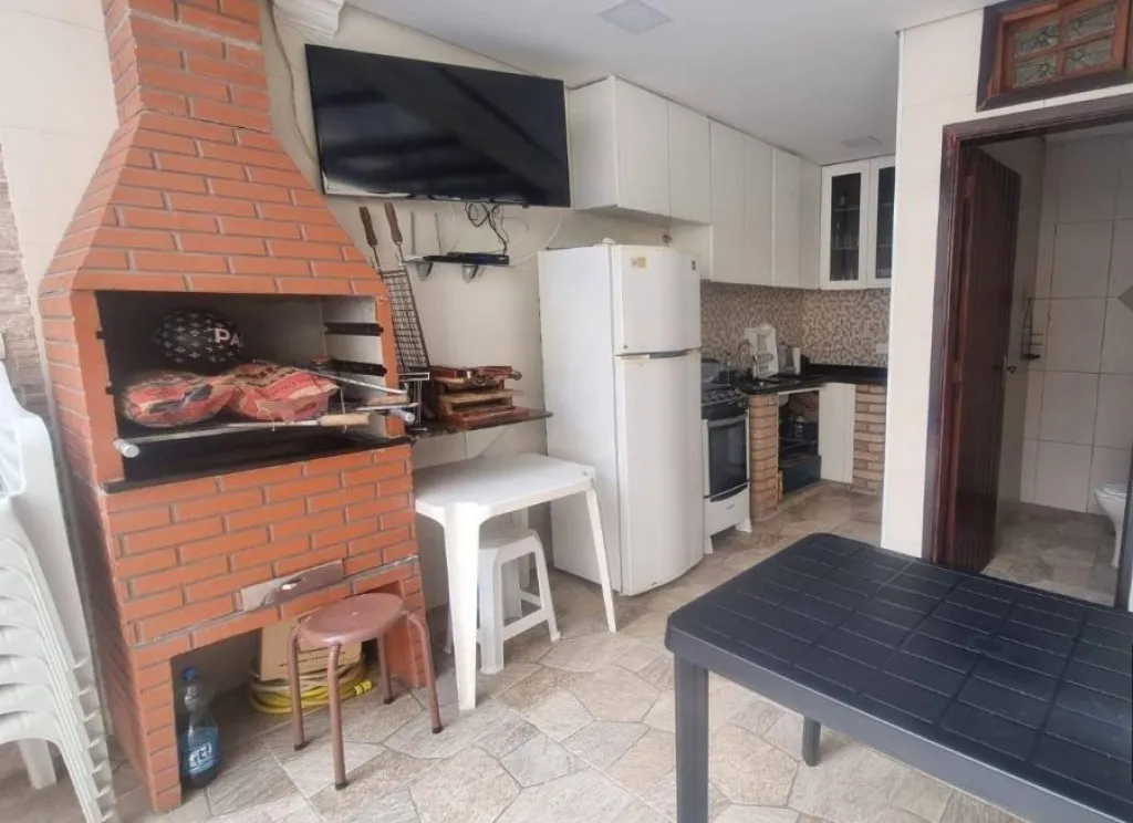 Imagem CASA COM 120,00 m² - GUILHERMINA - PRAIA GRANDE SP