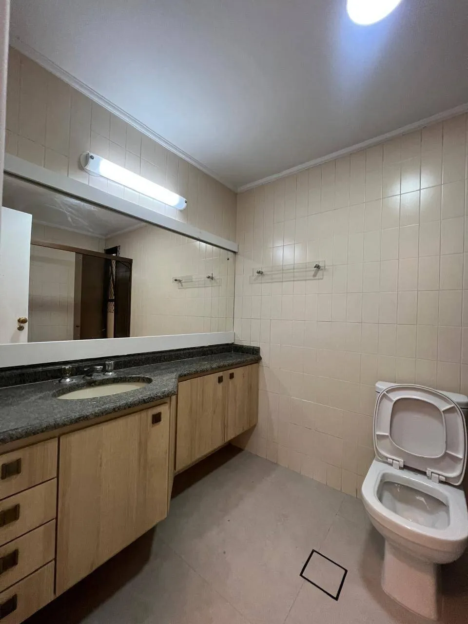 Imagem Oportunidade: Apartamento no Centro de Alphaville, Barueri - SP