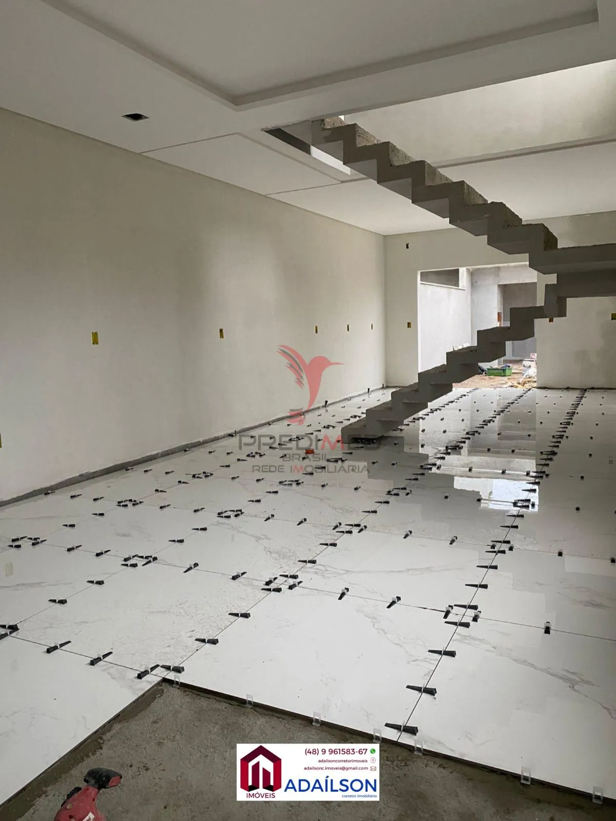 Imagem CASA ALTO PADRÃO Á VENDA EM FLORIANÓPOLIS SC COM 3 DORMITÓRIOS SENDO 1 SUÍTE MASTER
