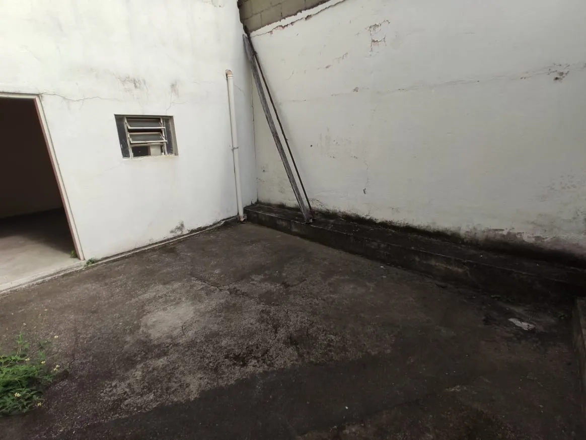 Imagem Casa à venda 2 Quartos, 1 Vaga, 250M², Centro, Taubaté - SP