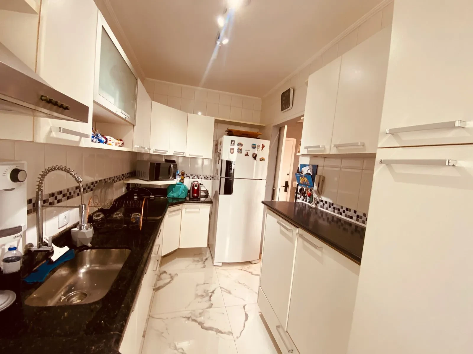 Imagem Apartamento com 2 Quartos à Venda, 63 metros em Estuário - Santos