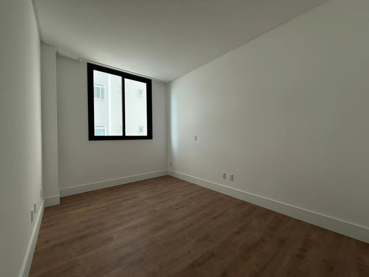 Imagem Apartamento à venda com 143.8m2 por R$ 1.800.000,00