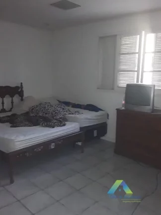 Imagem Excelente oportunidade sobrado com ótima localização, com 3 dormitórios, 2 banheiros, quinta e 1 vaga