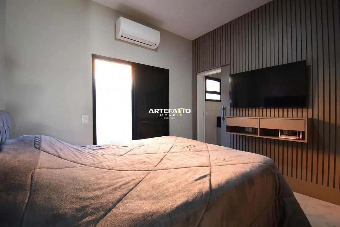 Imagem Oportunidade em Peruíbe - Casa com suíte e 3 vagas!