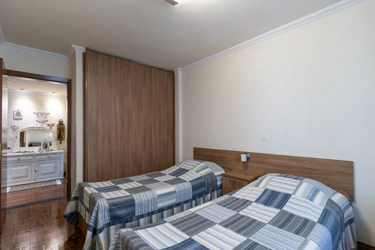 Imagem Apartamento para venda em Vila Bastos com 4 quartos, sendo 1 suíte, 142m2