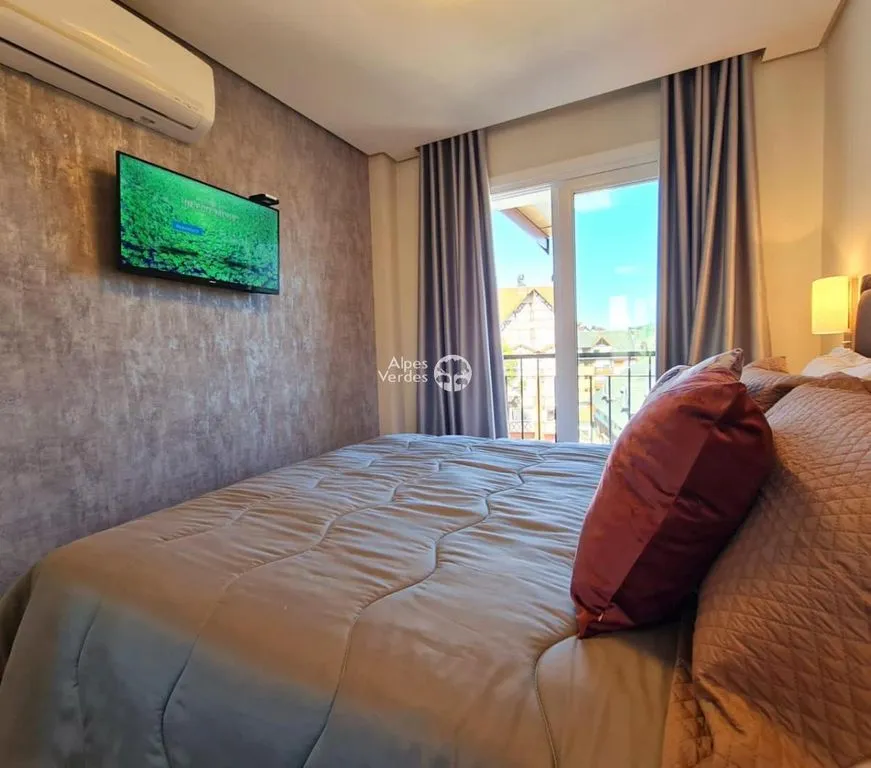 Imagem Encantador Apartamento de 1 Quarto à Venda em Gramado Centro 74m2