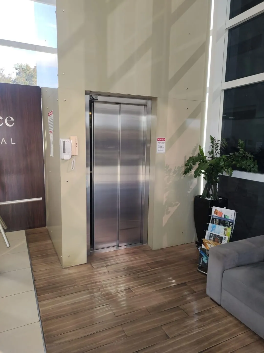 Foto do imóvel Comercial à venda 1 Vaga, 37M², Lavadouro de Areia, Taubaté - SP | Global Office