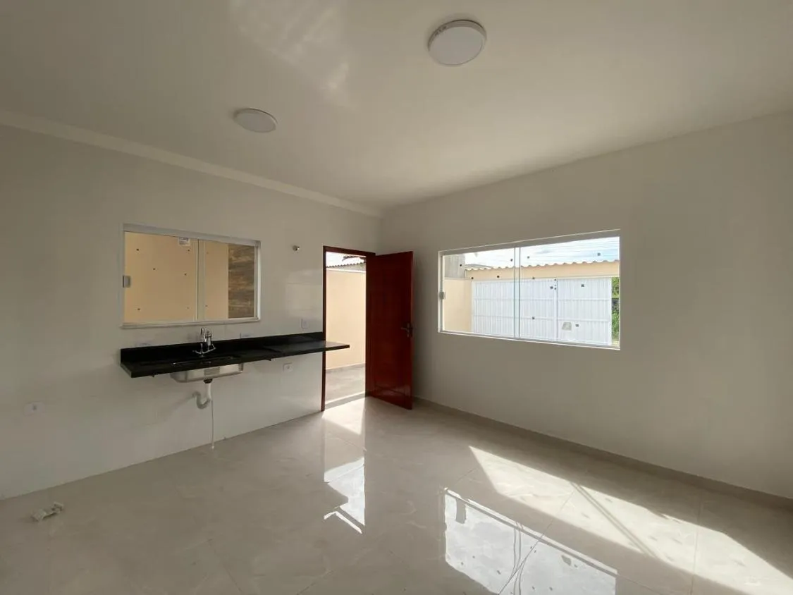 Imagem LINDA CASA NOVA COM PISCINA A 700 METROS DO MAR NO CIBRATEL II