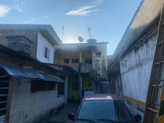 Imagem Sobrado à venda, 252 m² por R$ 450.000,00 - Parque Maria Helena - Suzano/SP