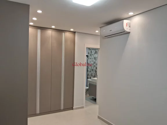 Imagem Belíssimo apartamento de 2 dormitórios em Santos no Marapé em condomínio de alto-padrão com piscina, quadras e muito mais, à venda por R$ 775.000,00