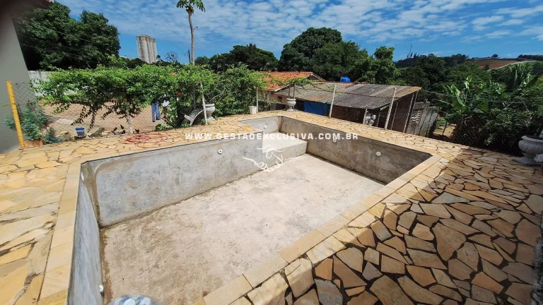 Imagem 3.550m² de TERRENO 2 CASAS PISCINA ÁREA CONSTRUÇÃO DE GALPÃO