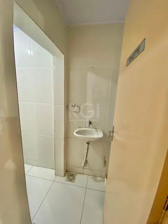 Imagem Galpão, 437 m² - para comprar por R$ 900.000,00 - São Geraldo - Porto Alegre/RS
