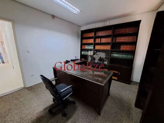 Imagem Casa para locação comercial com várias salas, recepção, cozinha e edicula por R$6.900,00 o pacote no centro de Santos