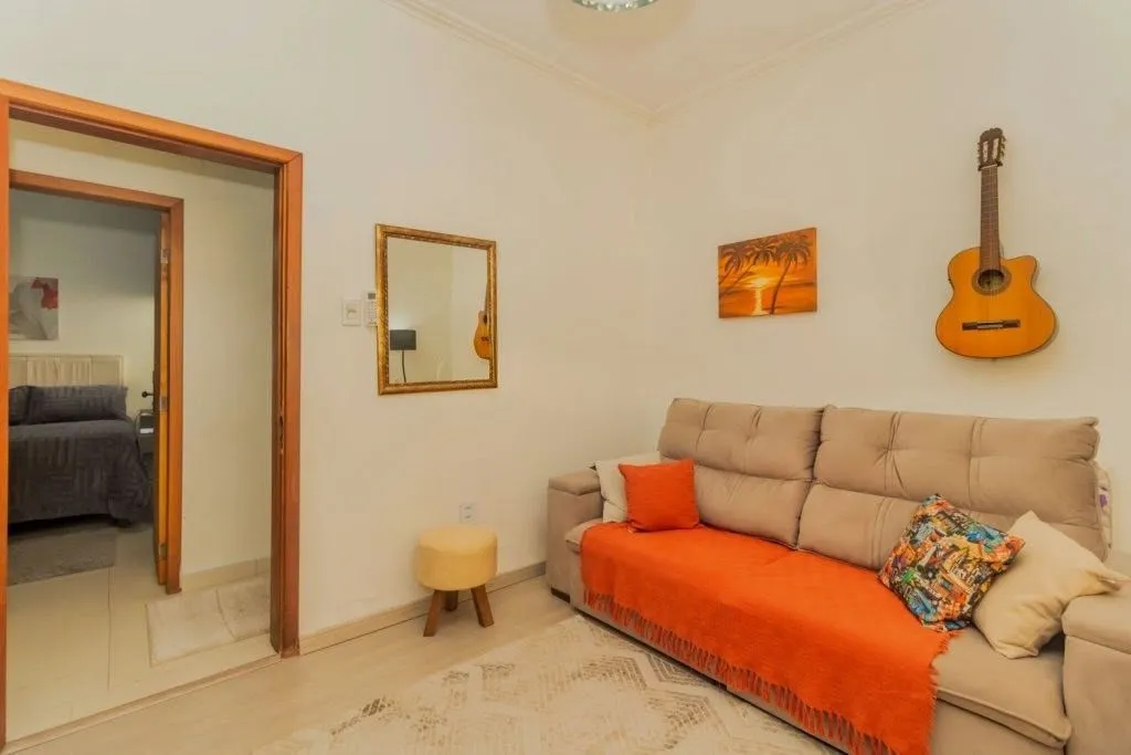 Imagem Casa 3 dorms à venda Rua Santa Flora, Nonoai - Porto Alegre