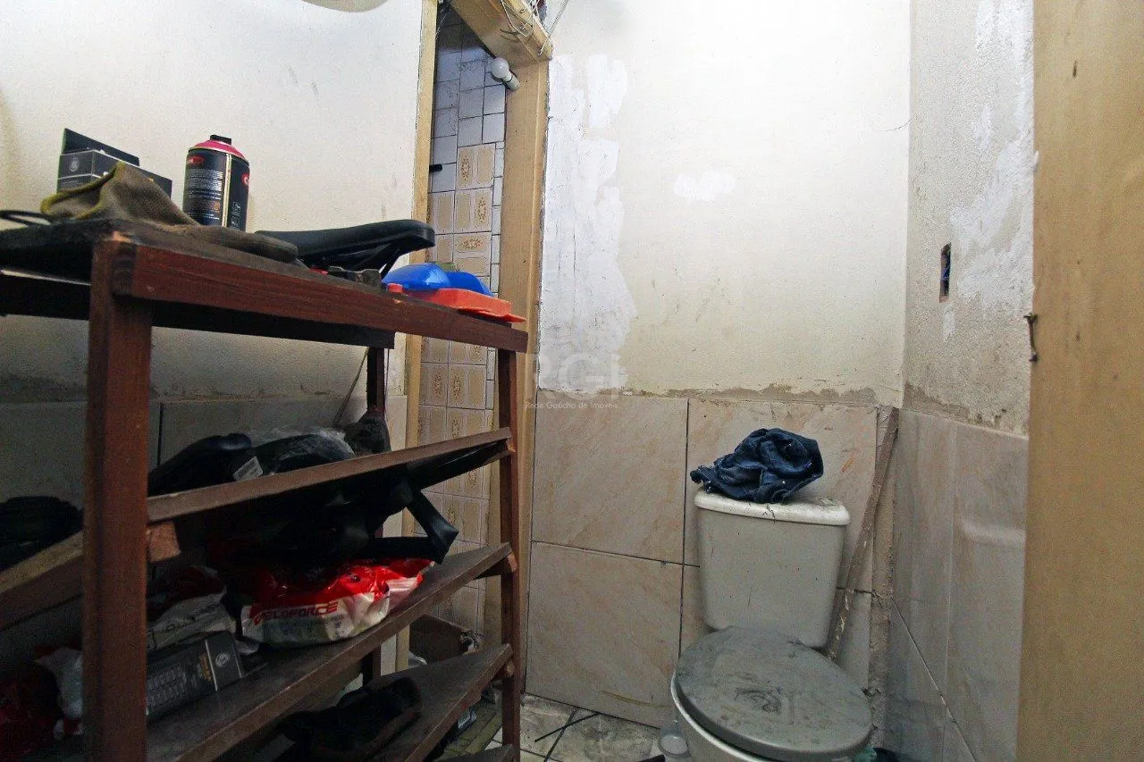 Imagem Casa para Venda - 85m², 2 dormitórios, 1 vaga - Cidade Baixa