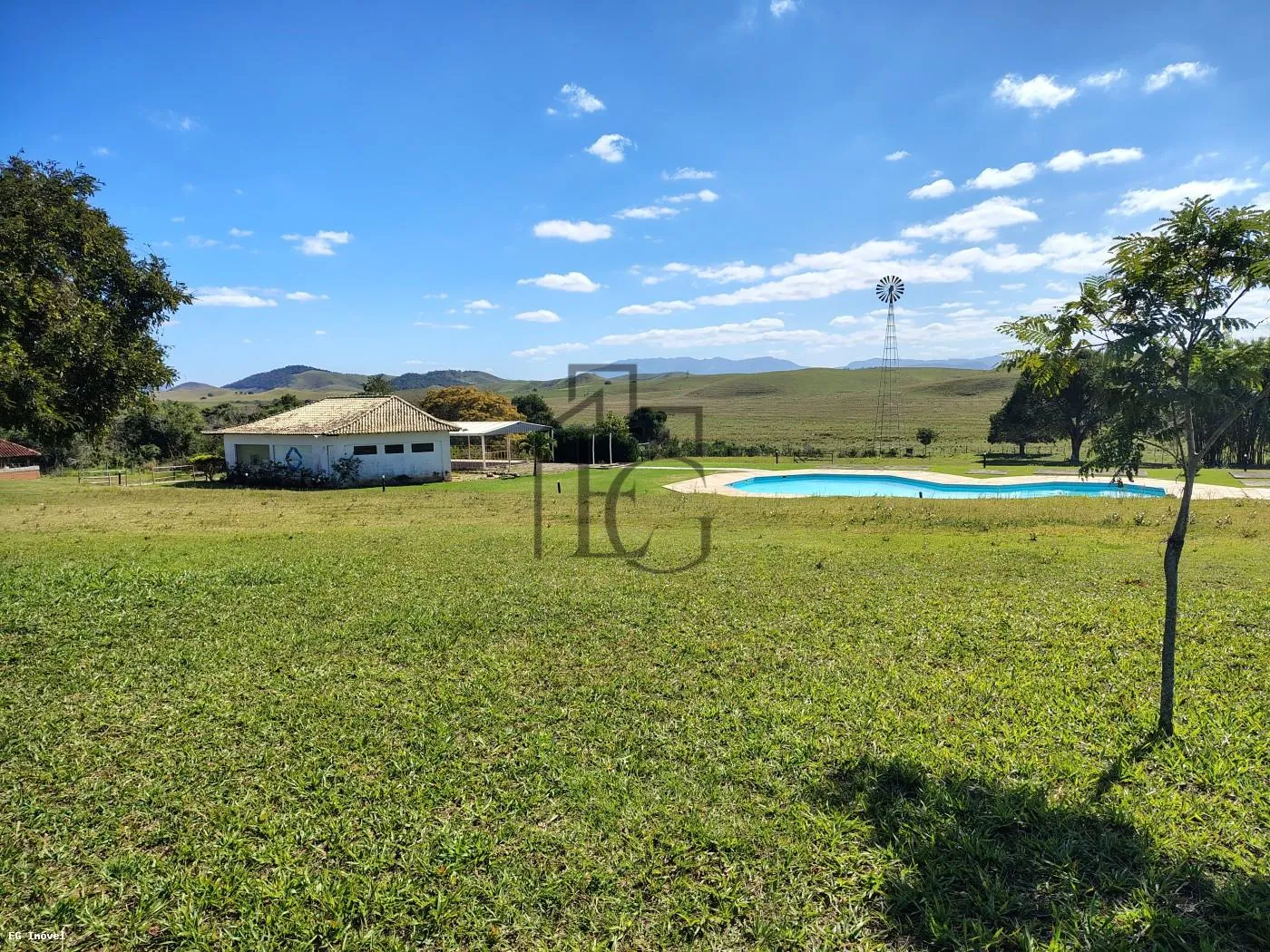 Sítio / Chácara para Venda em Araruama, Morro Grande, 2 dormitórios, 1 banheiro, 4 vagas