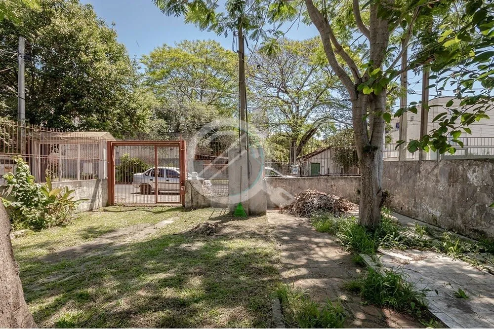 Imagem Venha conhecer este incrível terreno residencial à venda no Bairro Partenon, Rio Grande do Sul! Lo...
