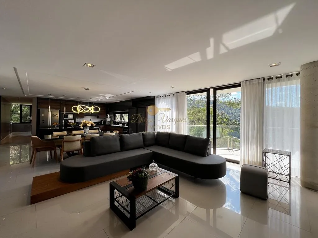 Imagem Casa em Condomínio para Venda em Teresópolis / RJ no bairro Quebra Frascos