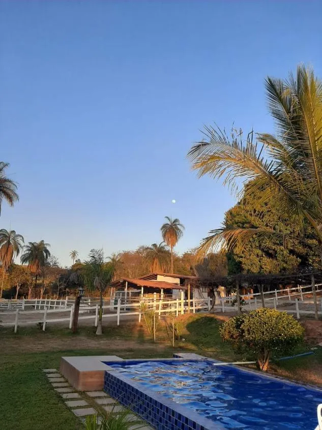 Imagem Vende-se um lindíssimo sítio localizado em Esmeraldas, MG . com 6 hectares (60.000 m²)