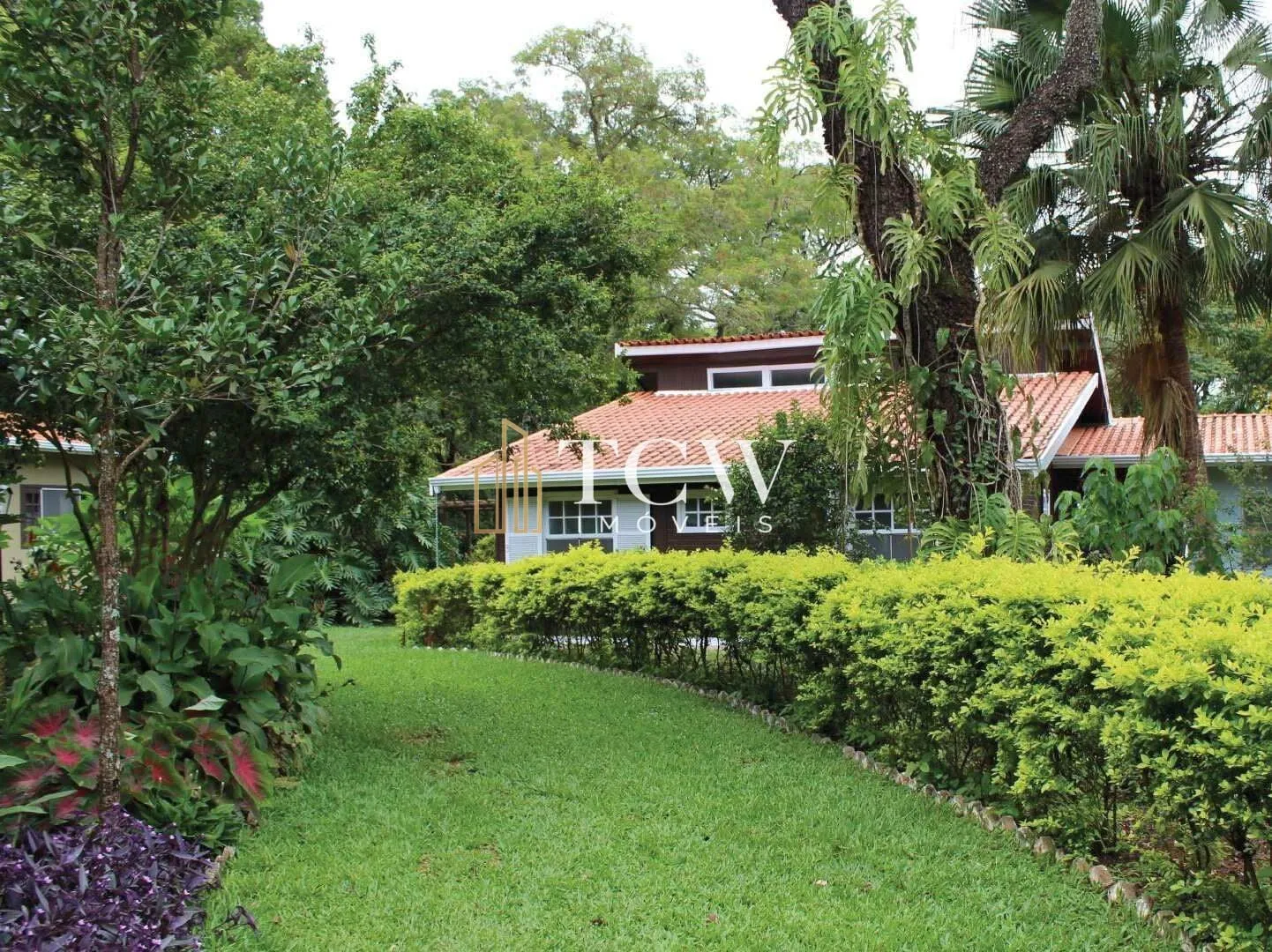 Foto do imóvel Chácara à venda em Jardim Tropical, Avaré - SP