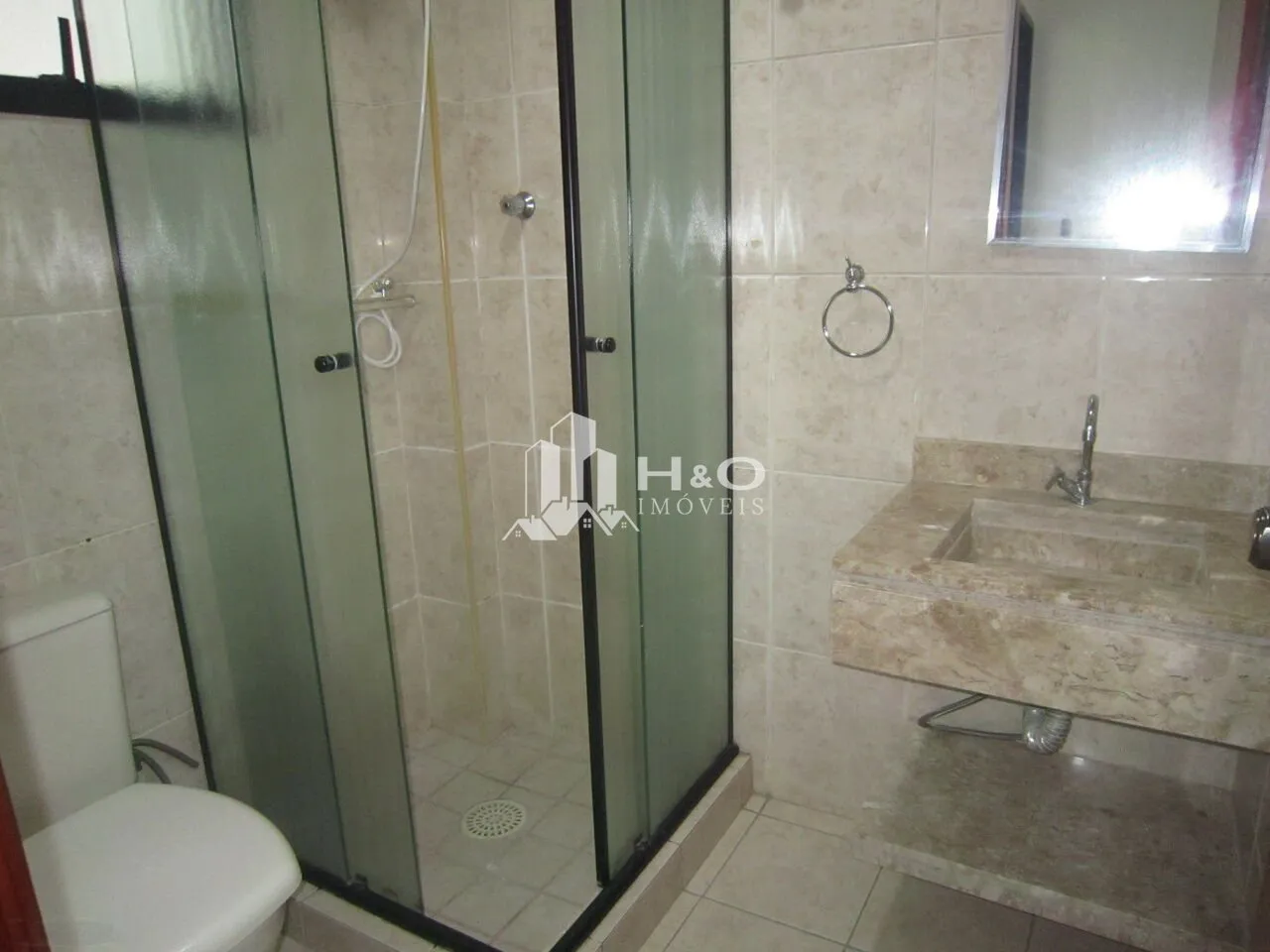 Imagem Apartamento à venda na Praia Grande - Bairro Guilhermina, a apenas 100 metros da praia!