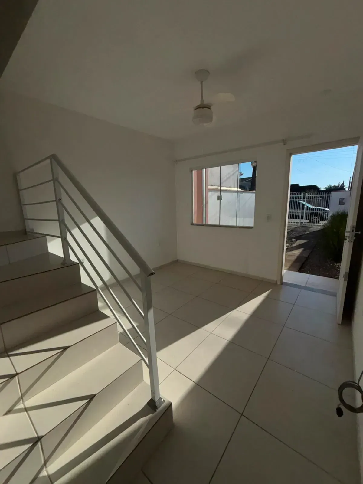 Foto do imóvel: Sobrado com 2 Quartos à Venda, 70 m² em Aventureiro - Joinville