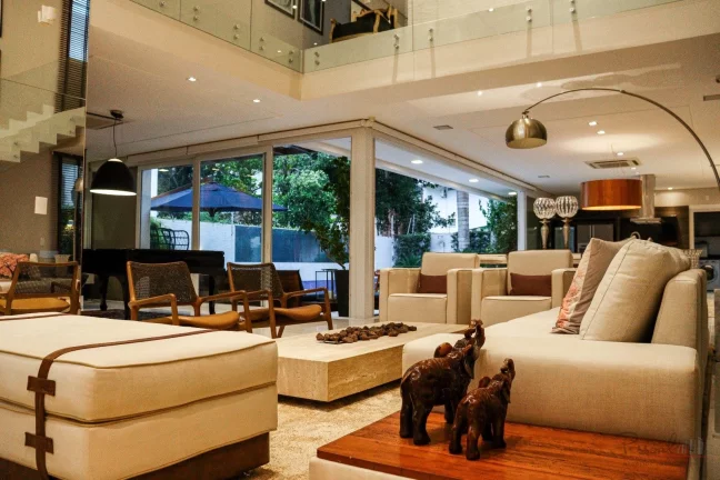 Imagem Casa impecável em todos os sentidos! Integração é a palavra de ordem nesse projeto maravilhoso a...