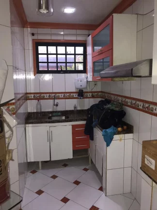 Imagem CASAL IMÓVEIS VENDE CASA 4/4 - 2 SUÍTES - 2 VGS