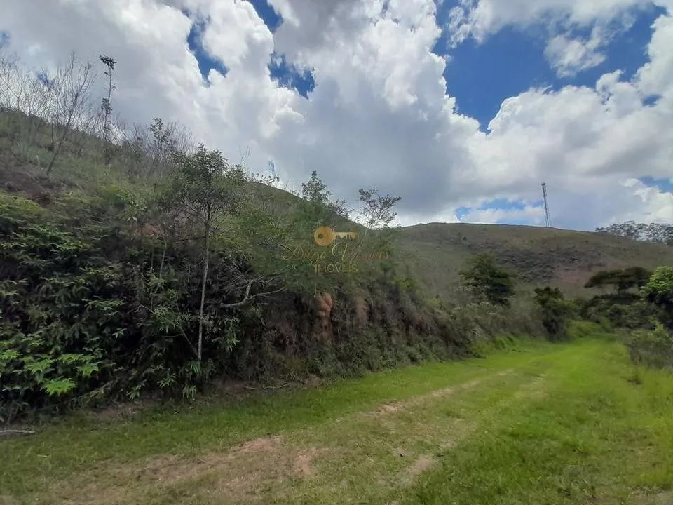 Imagem Terreno em Condomínio para Venda em Teresópolis / RJ no bairro Prata
