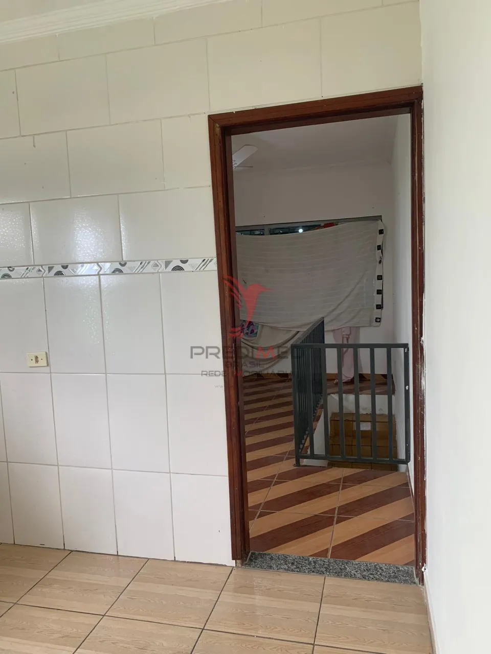 Imagem Vendemos casa de 5 Quartos , 2 Vagas de Garagem,, Quintal,próximo ao metrô em interlagos